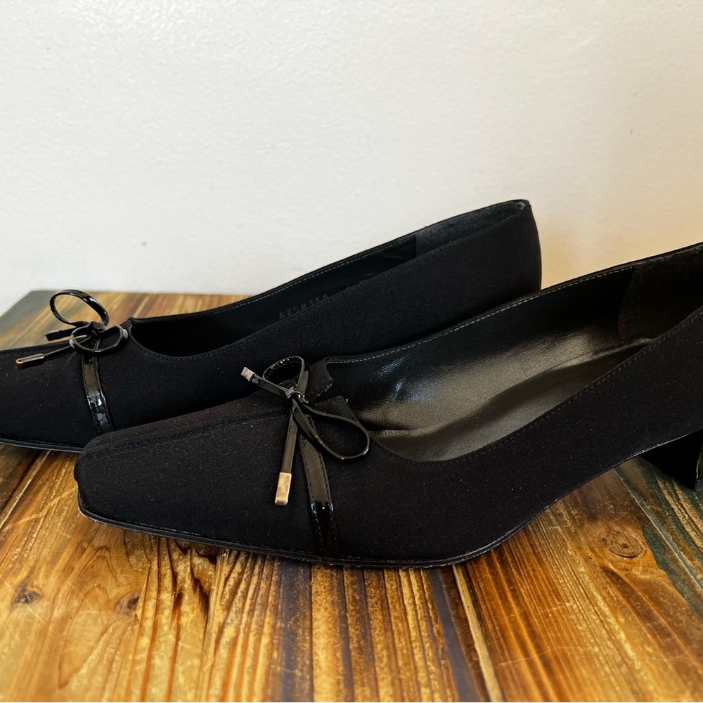 Stuart Weitzman Black Fabric Low Heel Size 8m - image 2